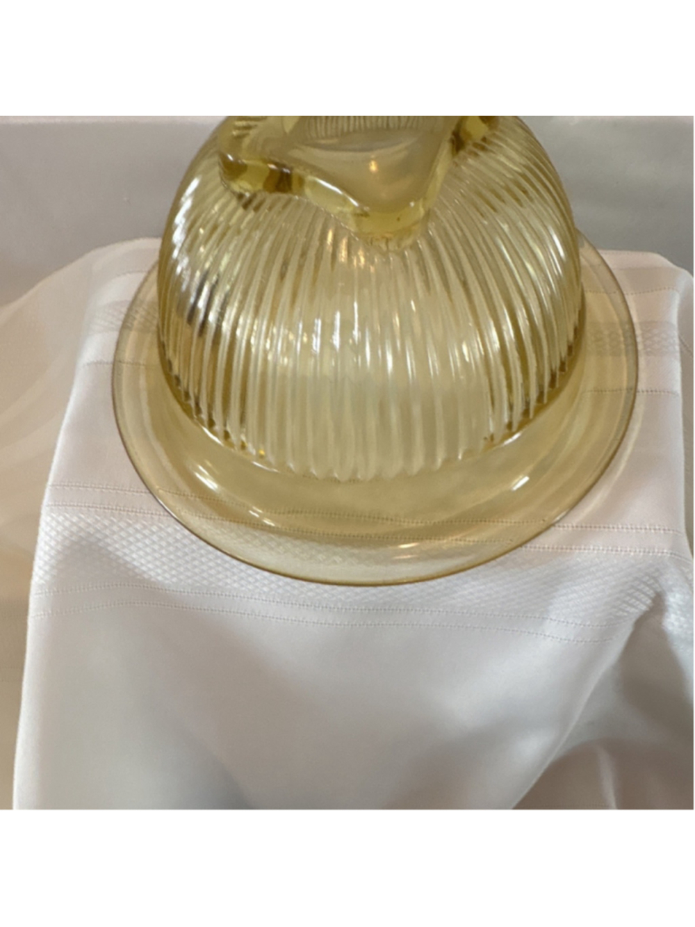 Yellow Glass Ribbed Round bowl - Picture 5 of 7